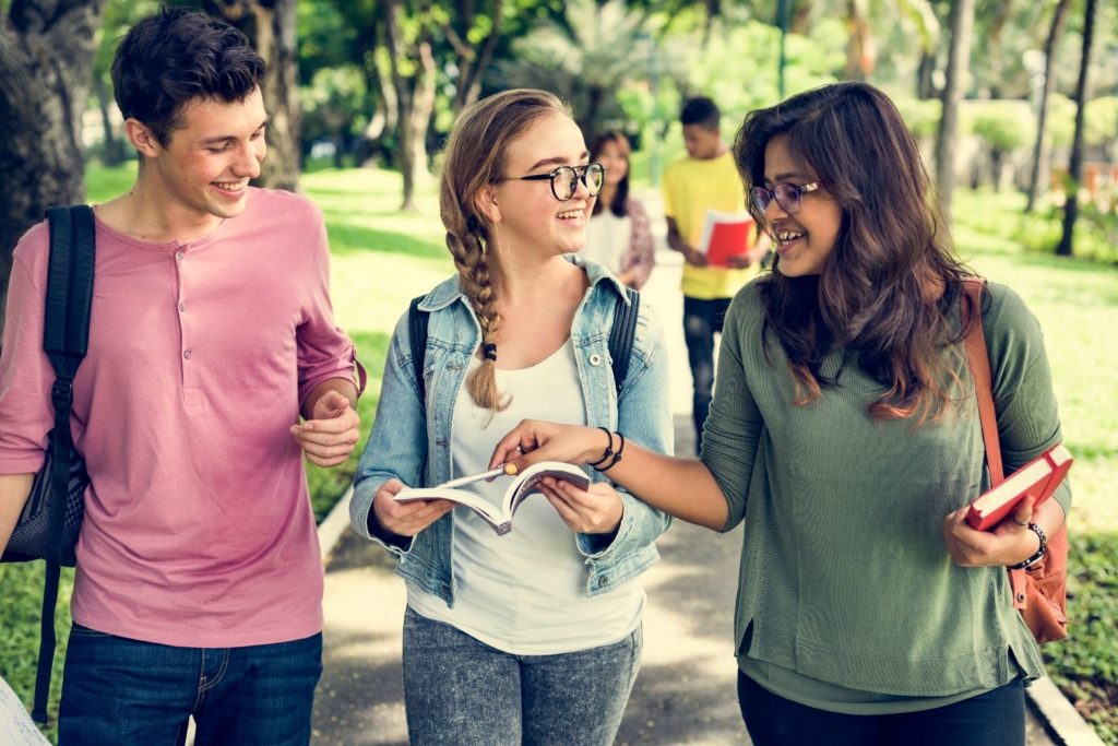 Learn Spanish course in Granada with iNMSOL